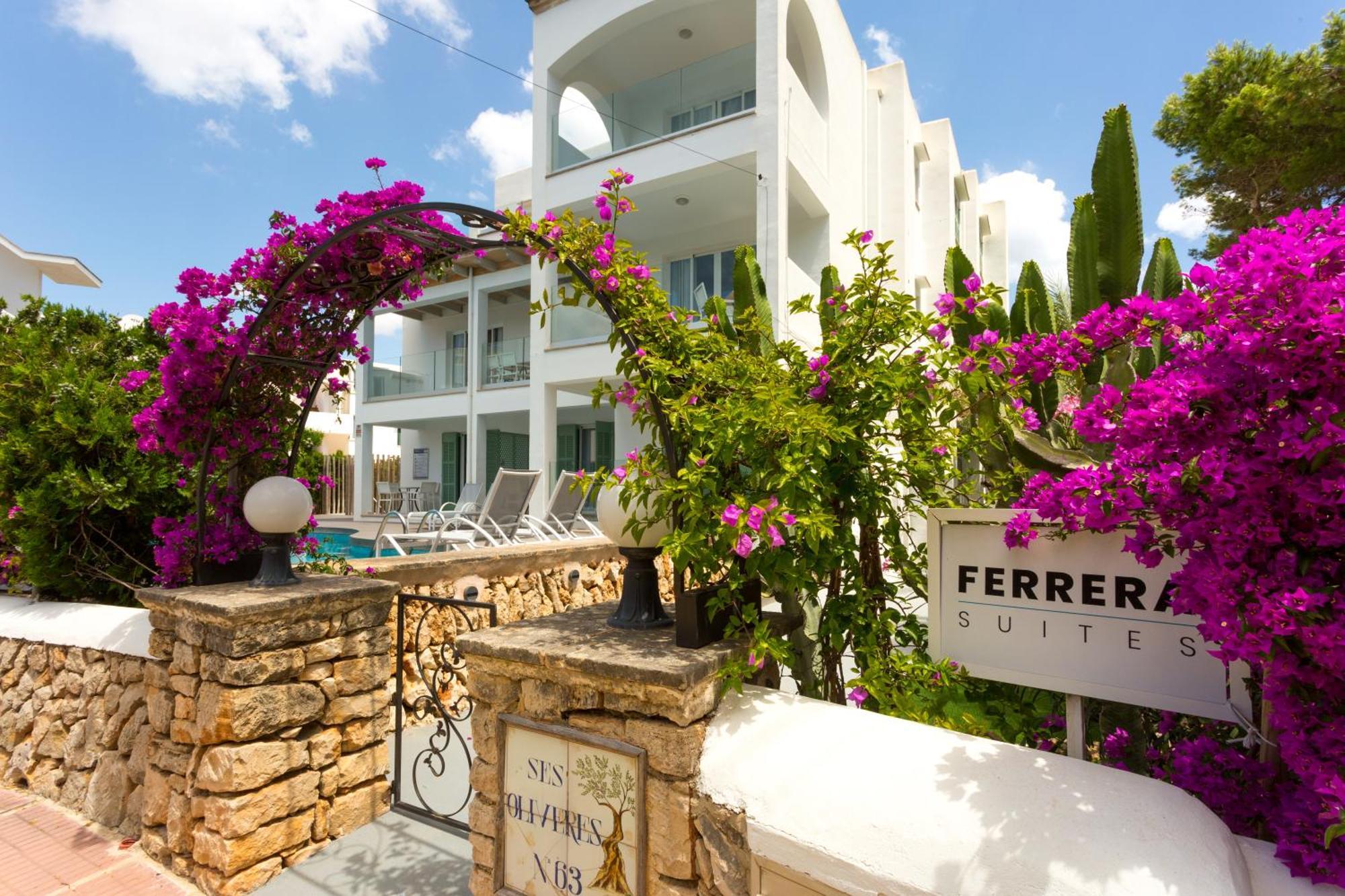 Ferrera Suites カラ・フェレーラ エクステリア 写真