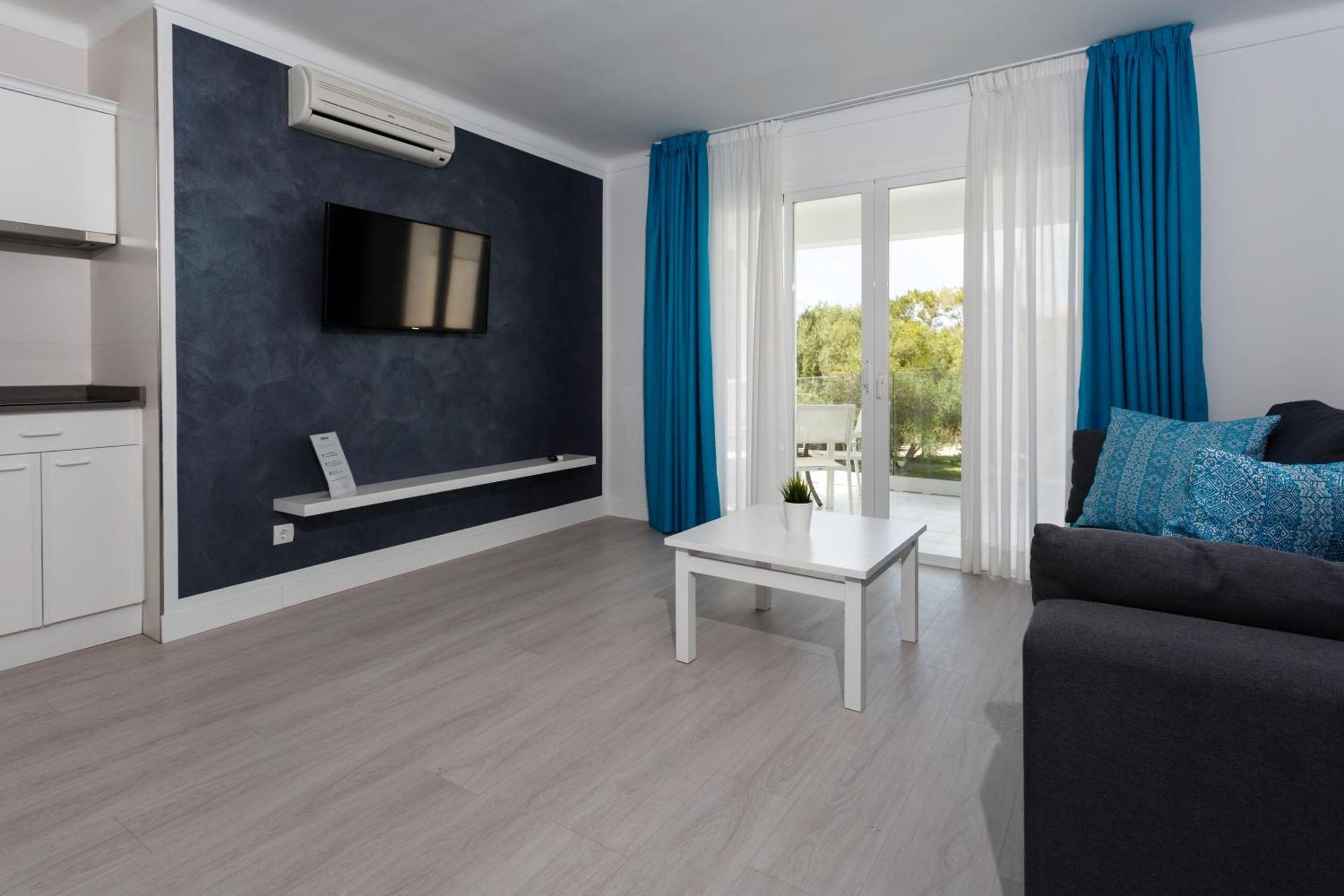 Ferrera Suites カラ・フェレーラ エクステリア 写真
